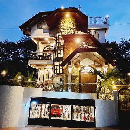 El Castillo Bed And Breakfast Angono Екстер'єр фото