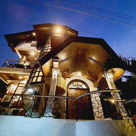 El Castillo Bed And Breakfast Angono Екстер'єр фото