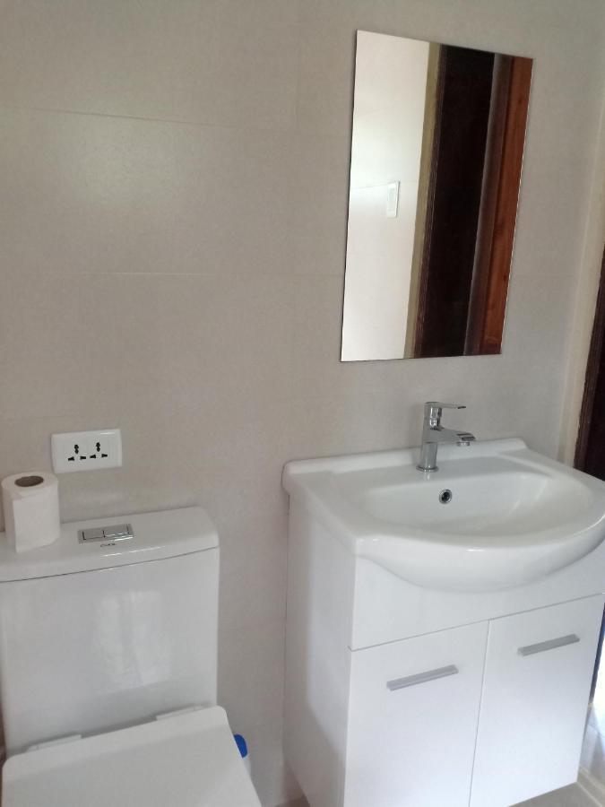 El Castillo Bed And Breakfast Angono Екстер'єр фото