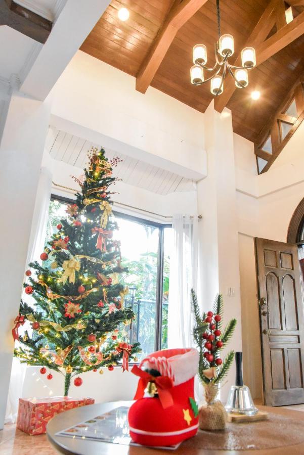 El Castillo Bed And Breakfast Angono Екстер'єр фото