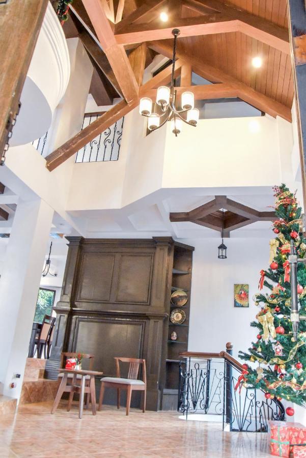 El Castillo Bed And Breakfast Angono Екстер'єр фото