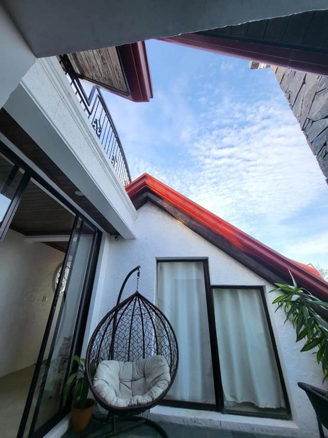 El Castillo Bed And Breakfast Angono Екстер'єр фото
